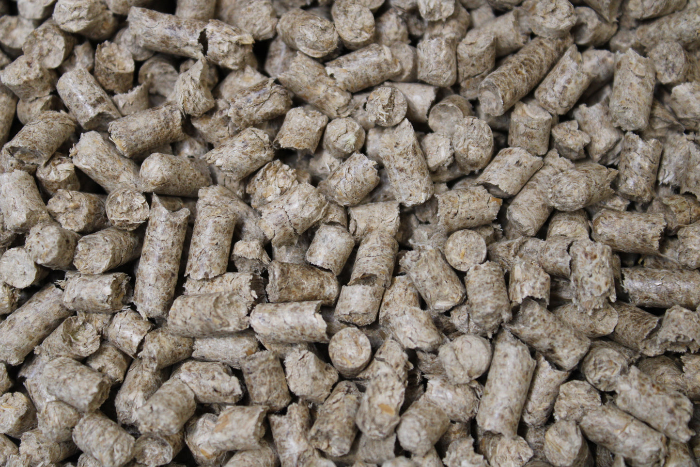 Miscanthus Einstreu Pellets- Maliwi Shop